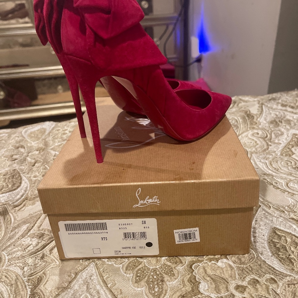 Christian Louboutin (Pink Bow) Heels Size 41